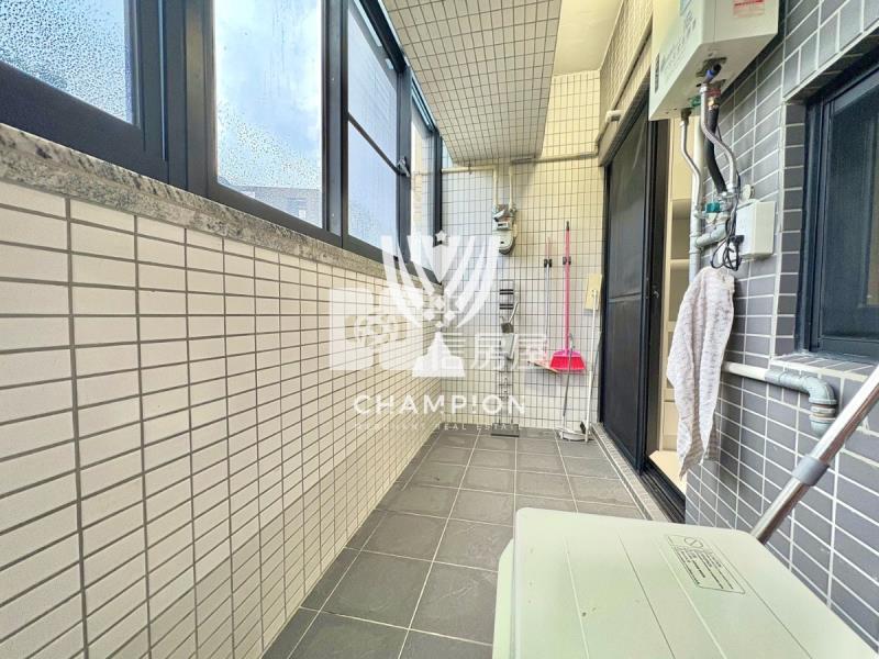 【冠軍】臻璽質感木作兩房平車房屋室內格局與周邊環境