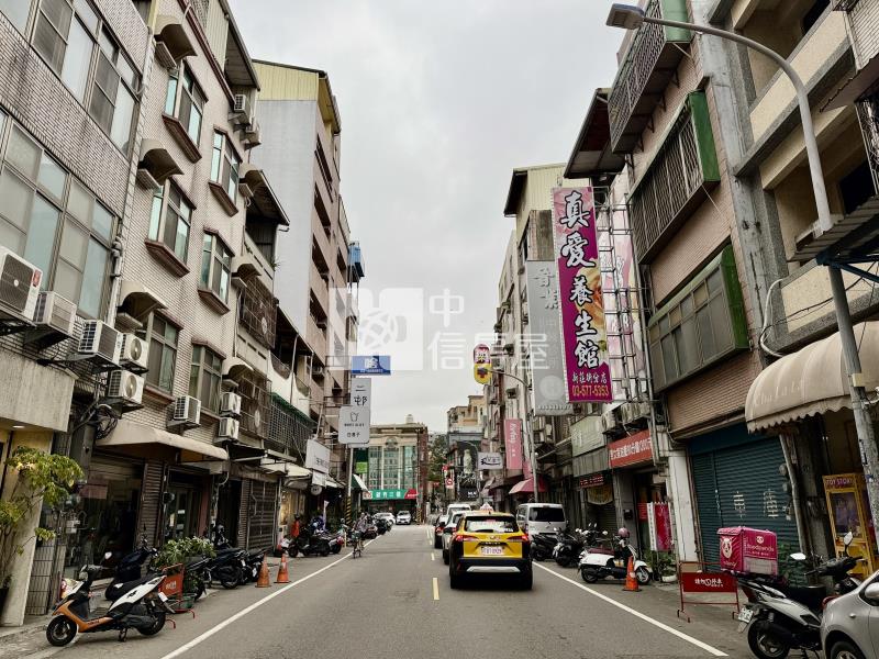 近竹科華廈獨家3房頂層御邸房屋室內格局與周邊環境