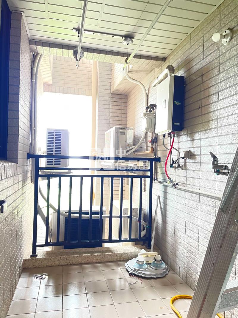 青埔A19三房+平面車位房屋室內格局與周邊環境