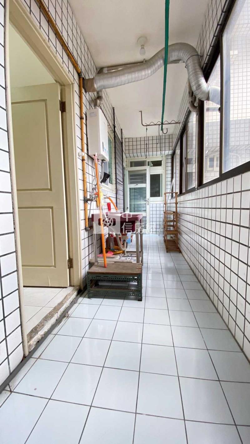 平鎮車站旁超大四房+車位房屋室內格局與周邊環境