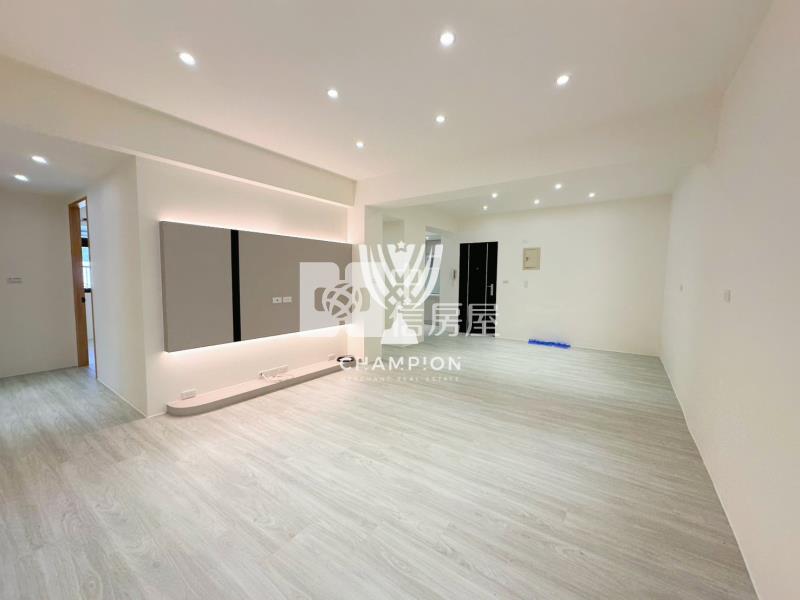 【冠軍】信義國中旁二樓精品三房房屋室內格局與周邊環境