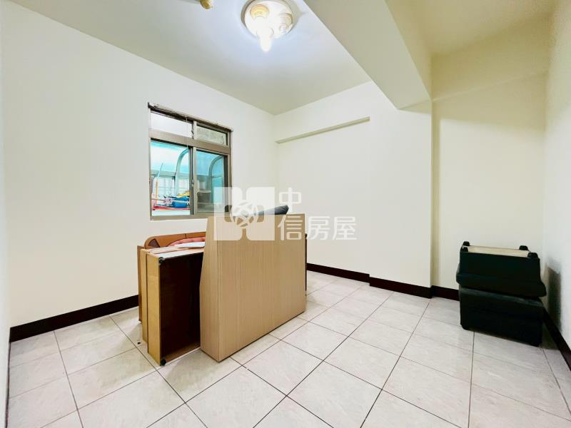 專任*三坑國小*電梯大三房可租車位*中科院房屋室內格局與周邊環境