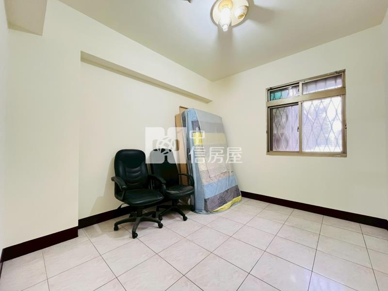 專任*三坑國小*電梯大三房可租車位*中科院房屋室內格局與周邊環境