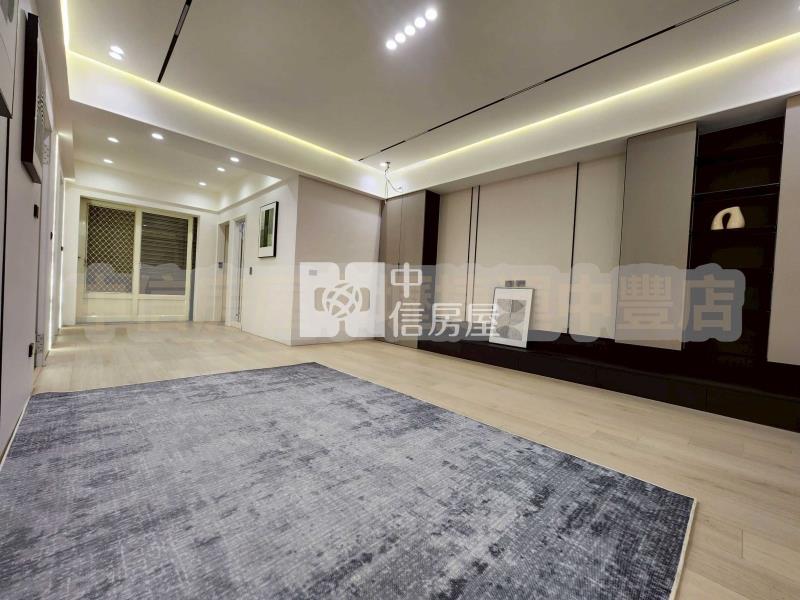 忠愛莊前後臨路透天房屋室內格局與周邊環境