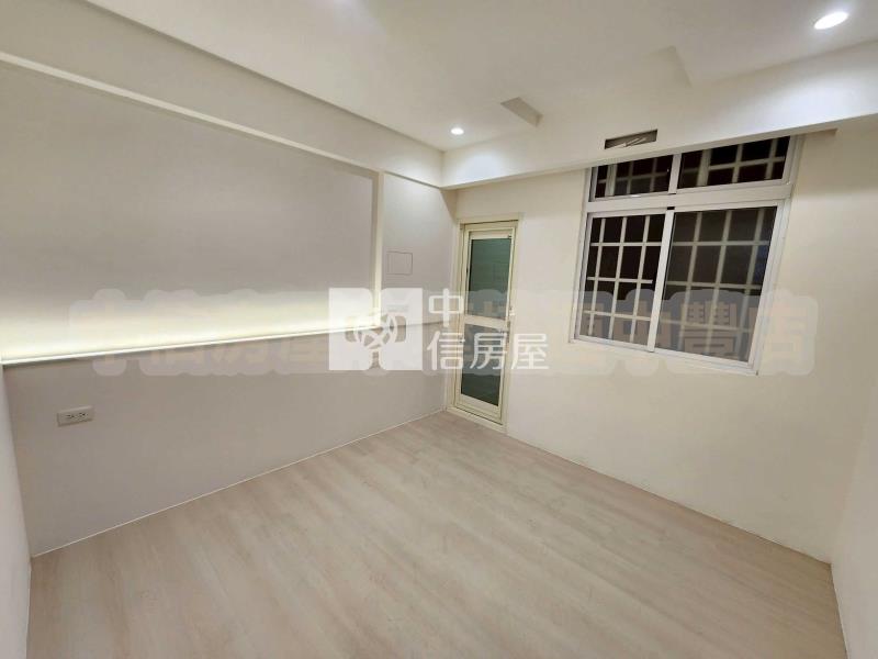 忠愛莊前後臨路透天房屋室內格局與周邊環境