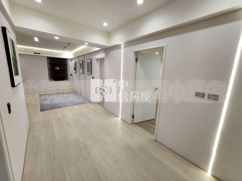 忠愛莊前後臨路透天房屋室內格局與周邊環境