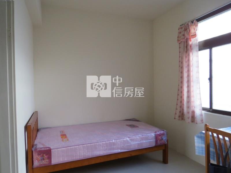 專任美村商圈前院停車孝親美別墅房屋室內格局與周邊環境