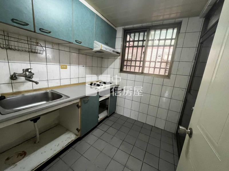 武漢國中低總價住家房屋室內格局與周邊環境