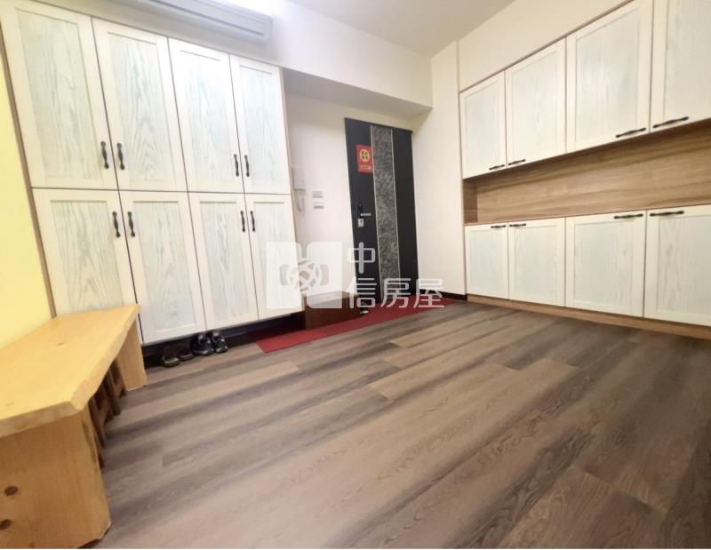 佳福謙邑大三房車位拎包入住美屋（專任）房屋室內格局與周邊環境