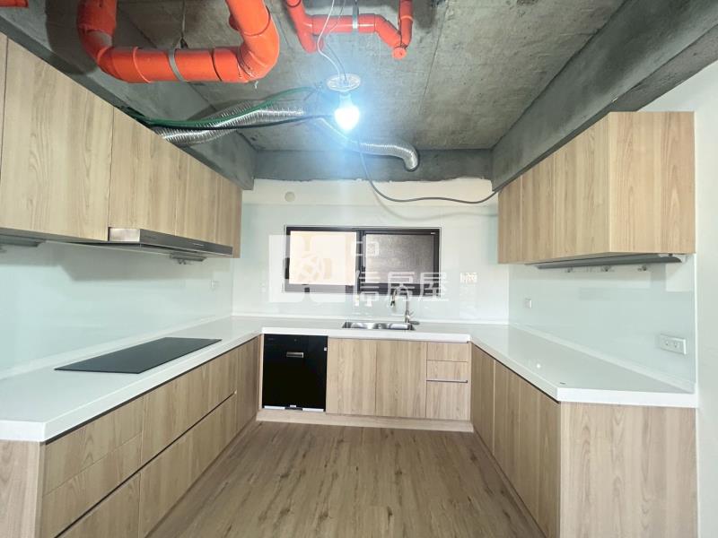 埔心全新五米大面寬電梯雙車美墅房屋室內格局與周邊環境