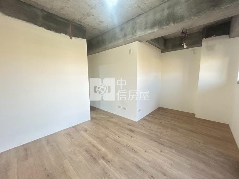 埔心全新五米大面寬電梯雙車美墅房屋室內格局與周邊環境