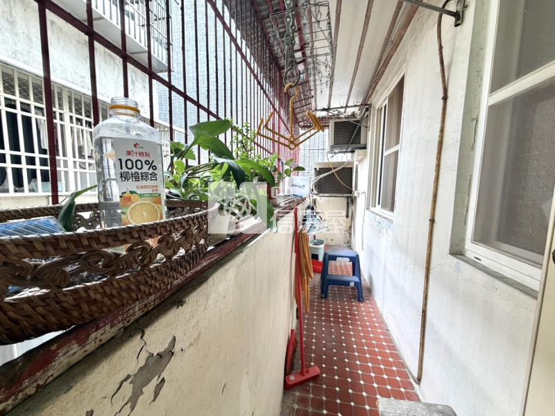 巨城低總價四房平車房屋室內格局與周邊環境