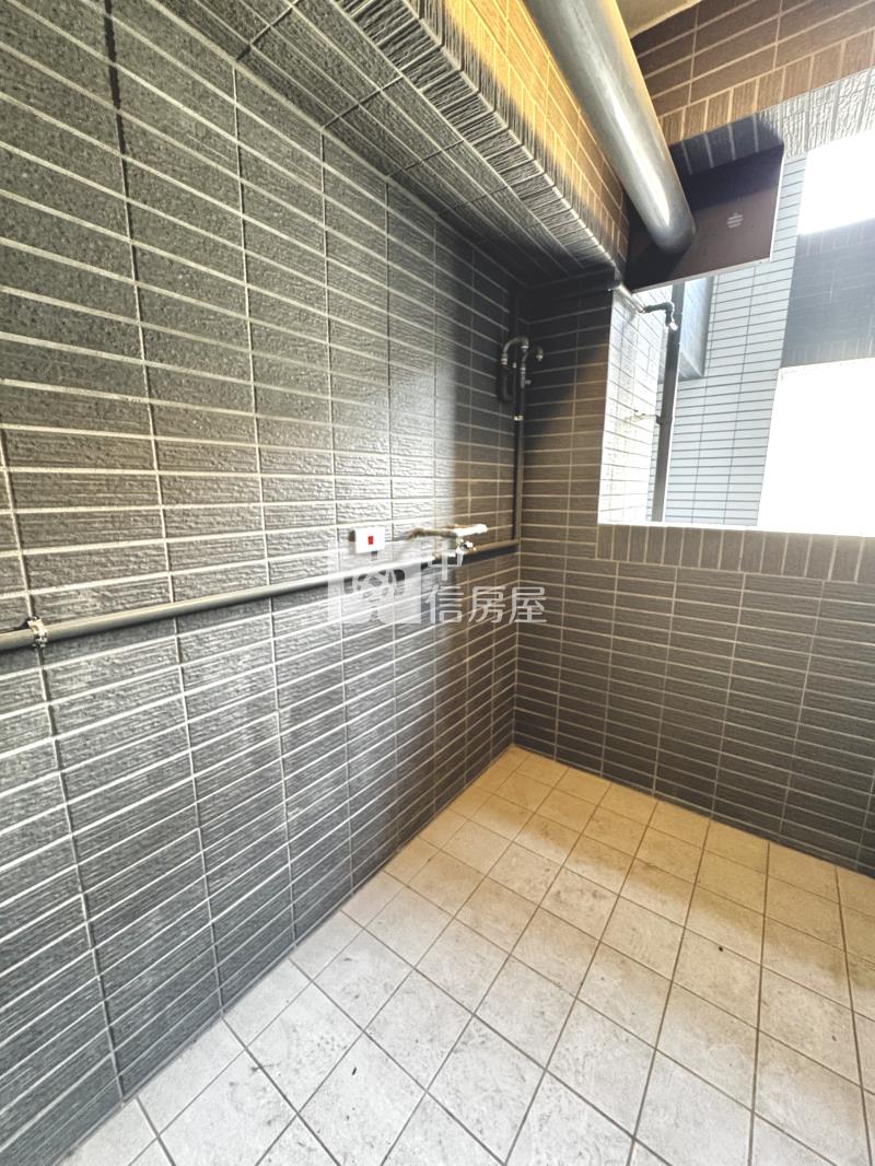 璞樹謙里美三房平車房屋室內格局與周邊環境