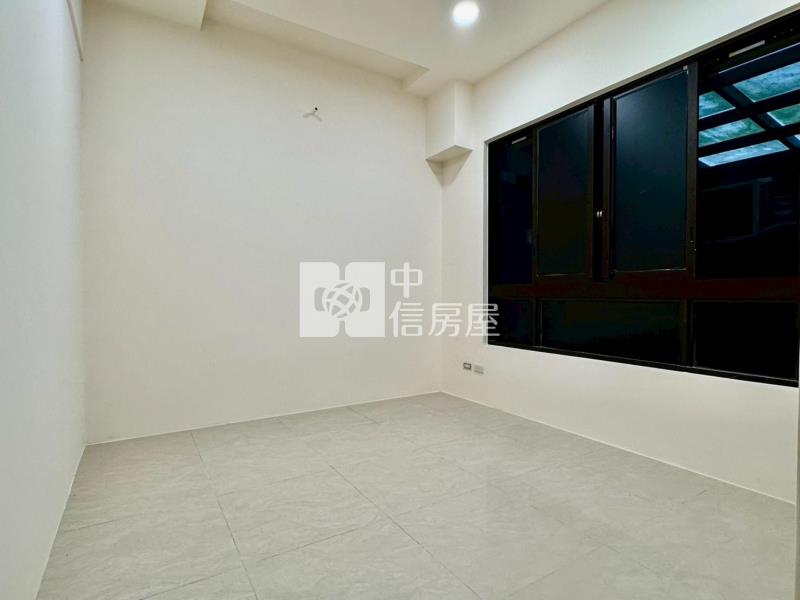 依莎美學三房車露臺戶房屋室內格局與周邊環境