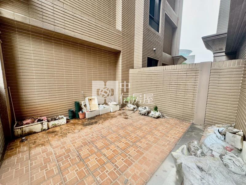 依莎美學三房車露臺戶房屋室內格局與周邊環境