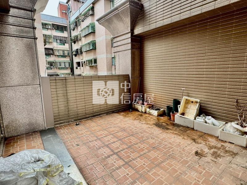 依莎美學三房車露臺戶房屋室內格局與周邊環境