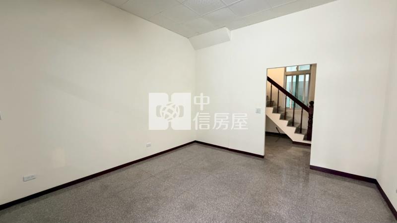 太平二十二街1+2樓大面寬樓店房屋室內格局與周邊環境