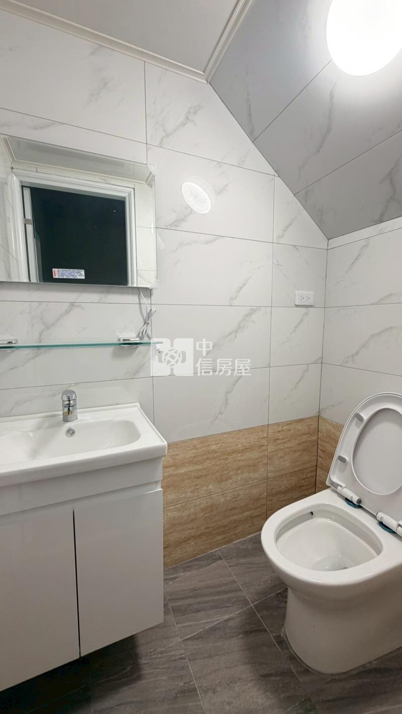 太平二十二街1+2樓大面寬樓店房屋室內格局與周邊環境