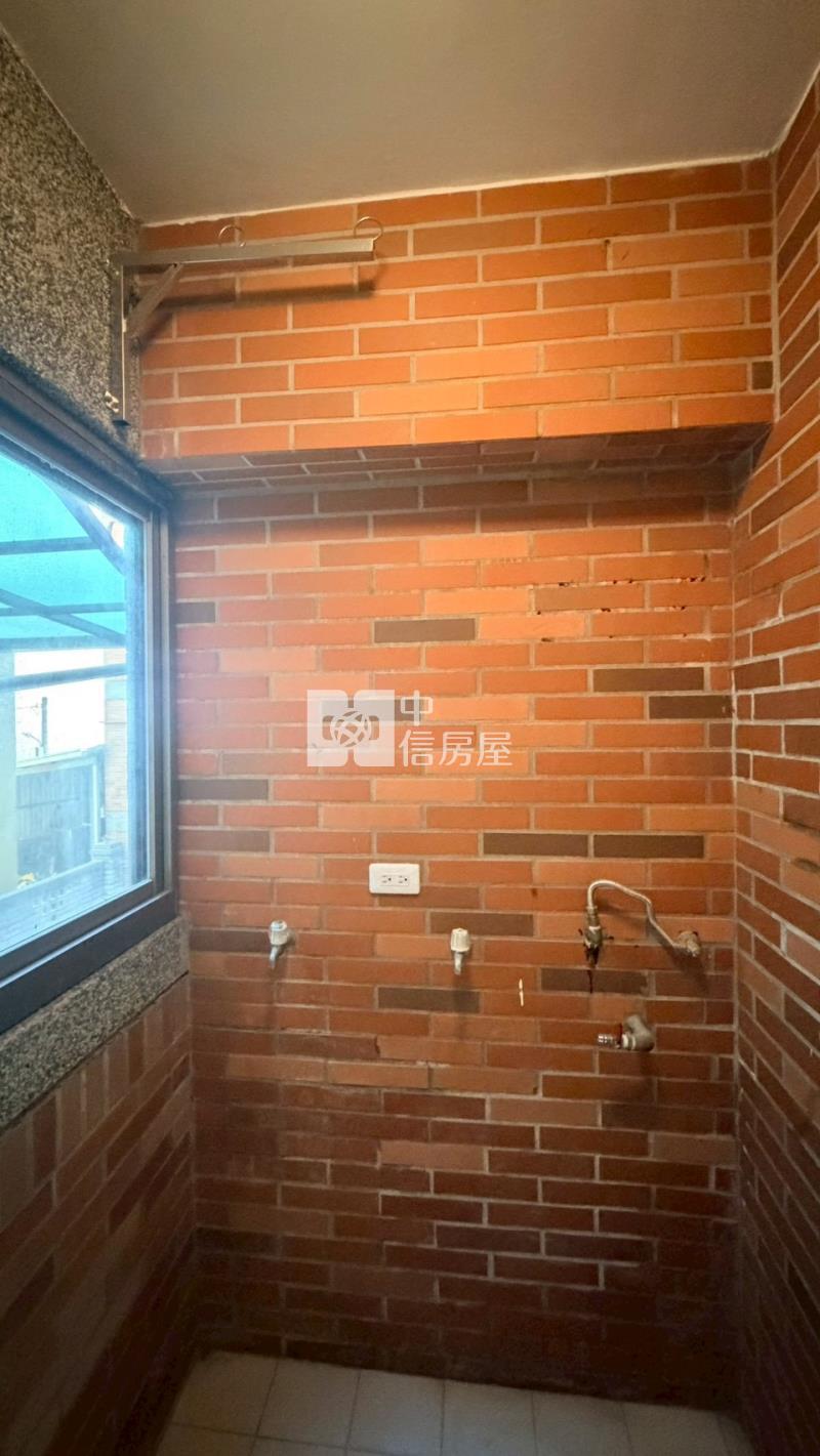 太平二十二街1+2樓大面寬樓店房屋室內格局與周邊環境