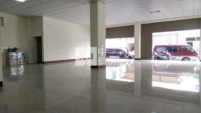 巨蛋旁商一建地單價80萬再送雙透店房屋室內格局與周邊環境