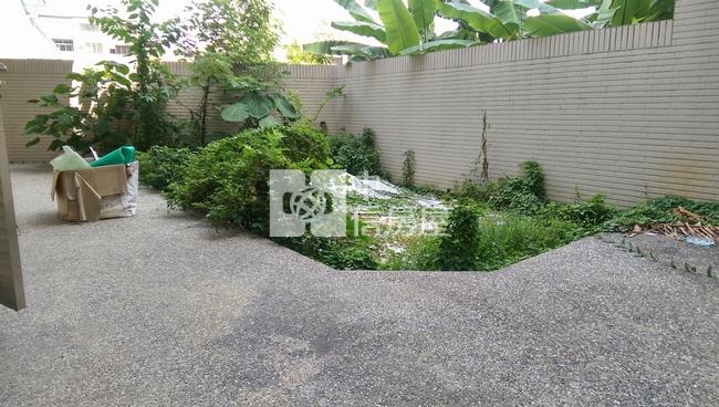 巨蛋旁商一建地單價80萬再送雙透店房屋室內格局與周邊環境