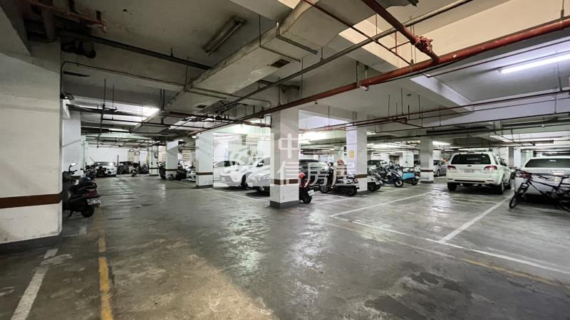 低總價立新商圈四房B1平車一樓房屋室內格局與周邊環境