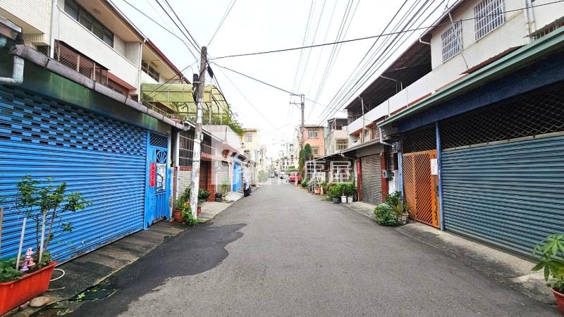 塗城路6米活巷車庫雙車投資透天房屋室內格局與周邊環境