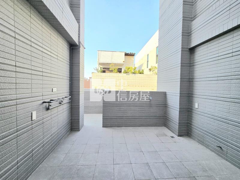 三甲公園全新臨路電梯豪墅房屋室內格局與周邊環境