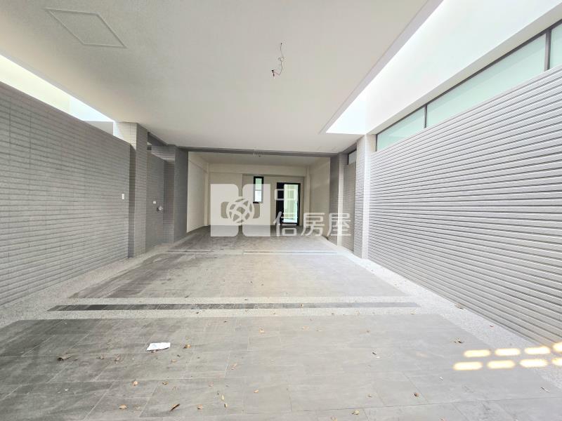 三甲公園全新臨路電梯豪墅房屋室內格局與周邊環境