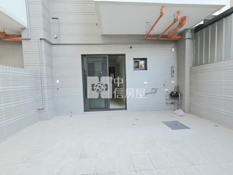 三甲公園全新臨路電梯豪墅房屋室內格局與周邊環境