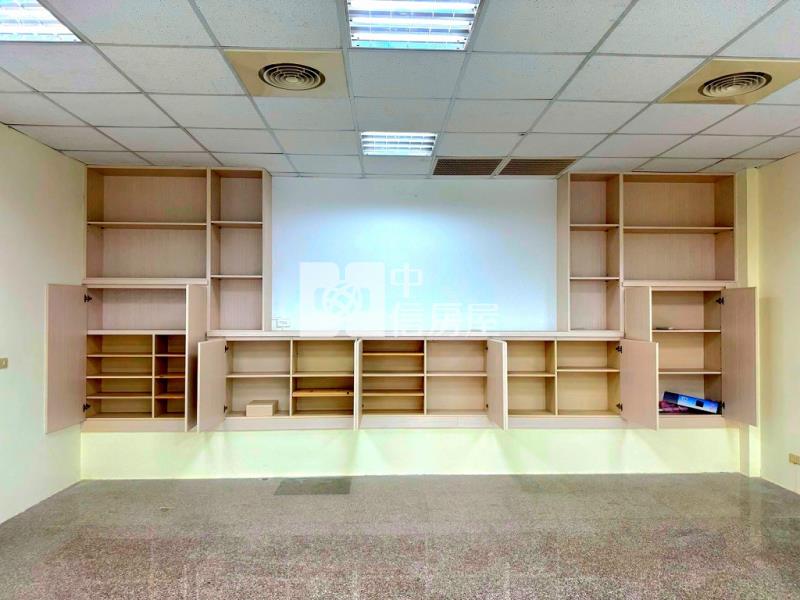 D028大溪文化路面寬店面[中信-新莊捷運加盟店]房屋室內格局與周邊環境