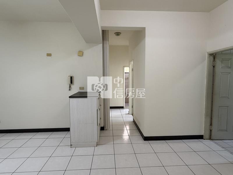 獨家★大新國小旁三房+車位★五期公益大墩商圈房屋室內格局與周邊環境