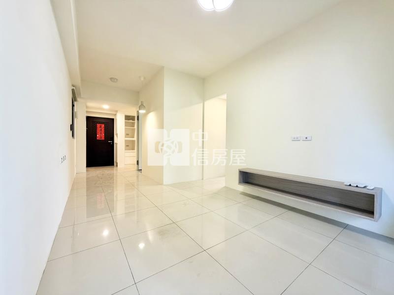 獨家!小春日和2房1衛+機上車位房屋室內格局與周邊環境