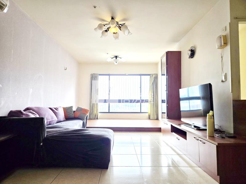 未來之翼頂樓三房車位(專任)房屋室內格局與周邊環境