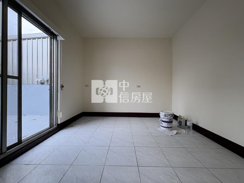 平鎮水岸景觀透天房屋室內格局與周邊環境