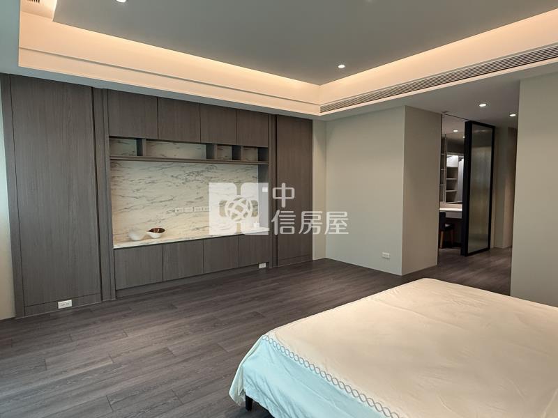 獨家★東山高中|百萬裝潢|電梯別墅房屋室內格局與周邊環境