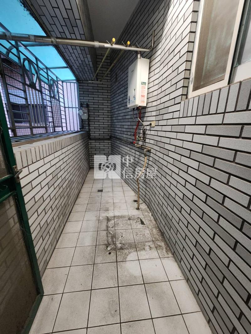 健保局旁兩房車(科學家)房屋室內格局與周邊環境