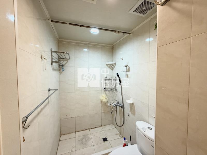 東山高中日紡國寶大二房車位房屋室內格局與周邊環境