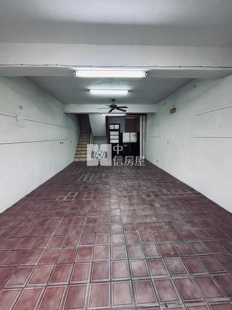 楊梅正萬大路透天房屋室內格局與周邊環境