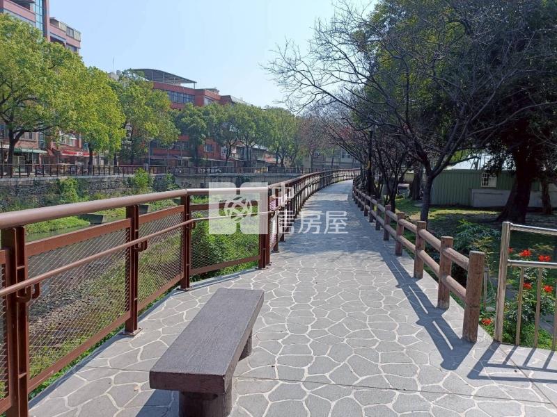 (A)中壢站前5套房(中信卓越團隊)房屋室內格局與周邊環境