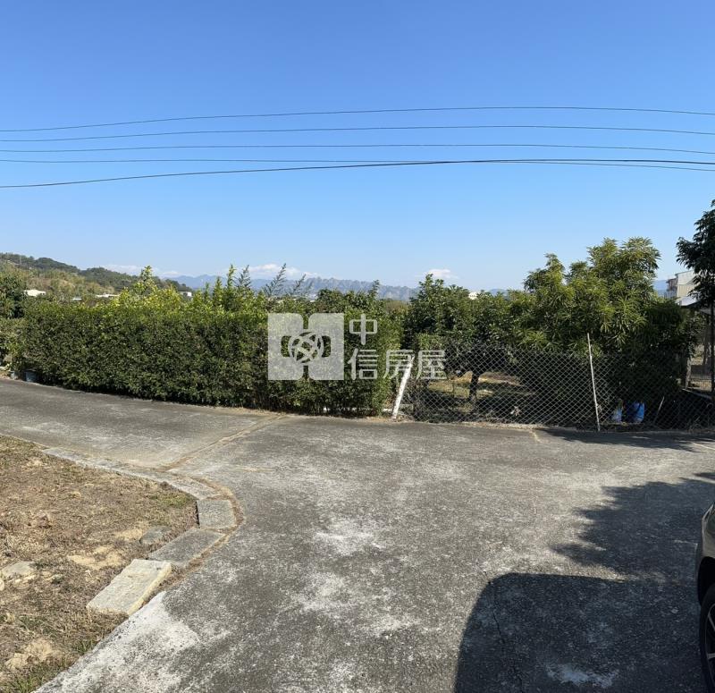 草屯南開大學旁都計內合法農舍房屋室內格局與周邊環境