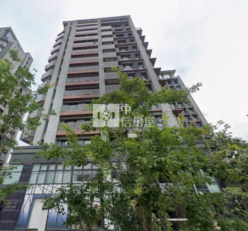 高鐵區金店面房屋室內格局與周邊環境