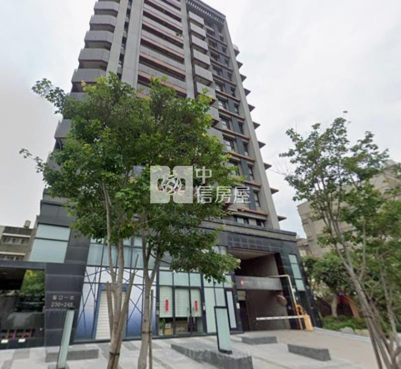 高鐵區金店面房屋室內格局與周邊環境