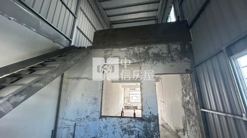 C1-84行政區稀有半成屋房屋室內格局與周邊環境