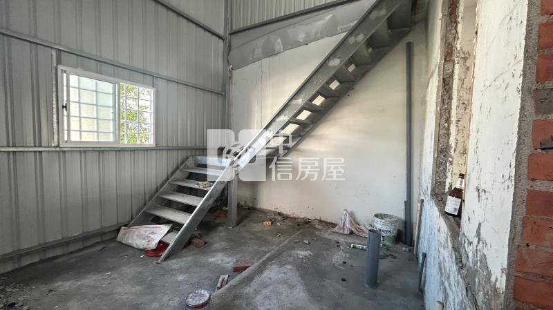 C1-84行政區稀有半成屋房屋室內格局與周邊環境