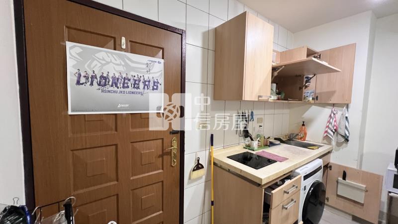 高鐵富翼大套房房屋室內格局與周邊環境