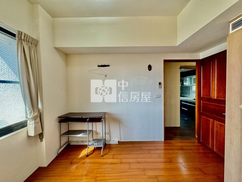 成家首選!日紡國寶兩房附車位房屋室內格局與周邊環境