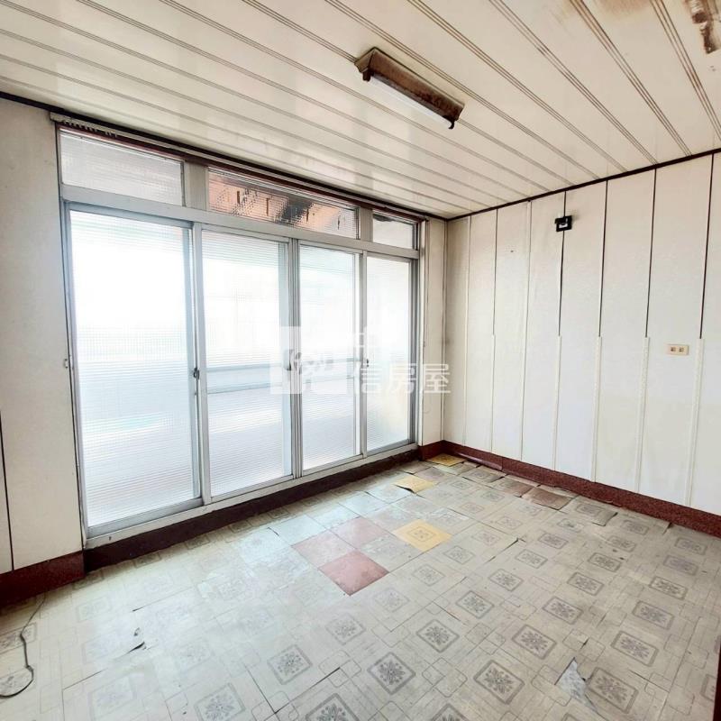 古坑市區透天房屋室內格局與周邊環境