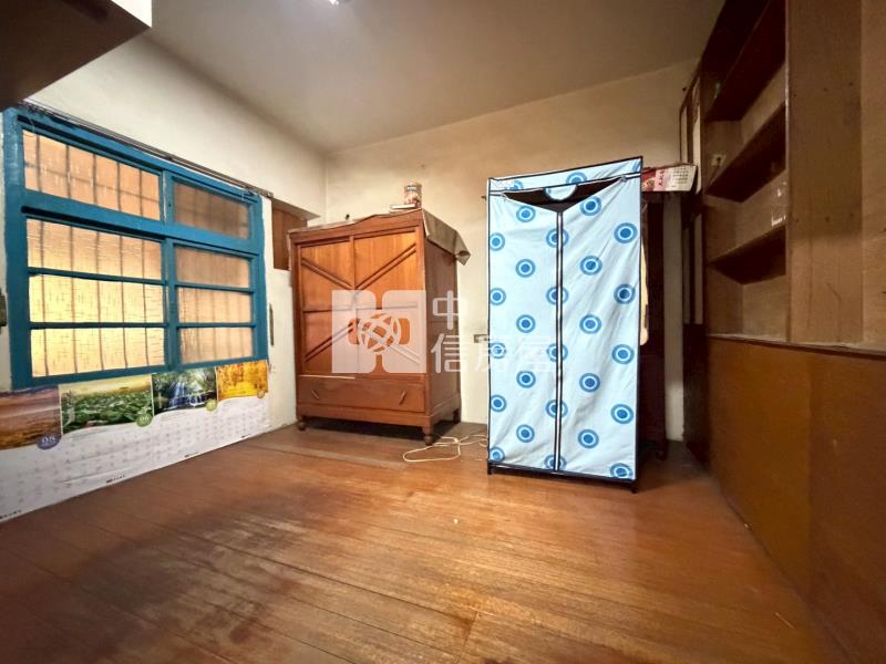 斗六市崙南路大面寬店住房屋室內格局與周邊環境