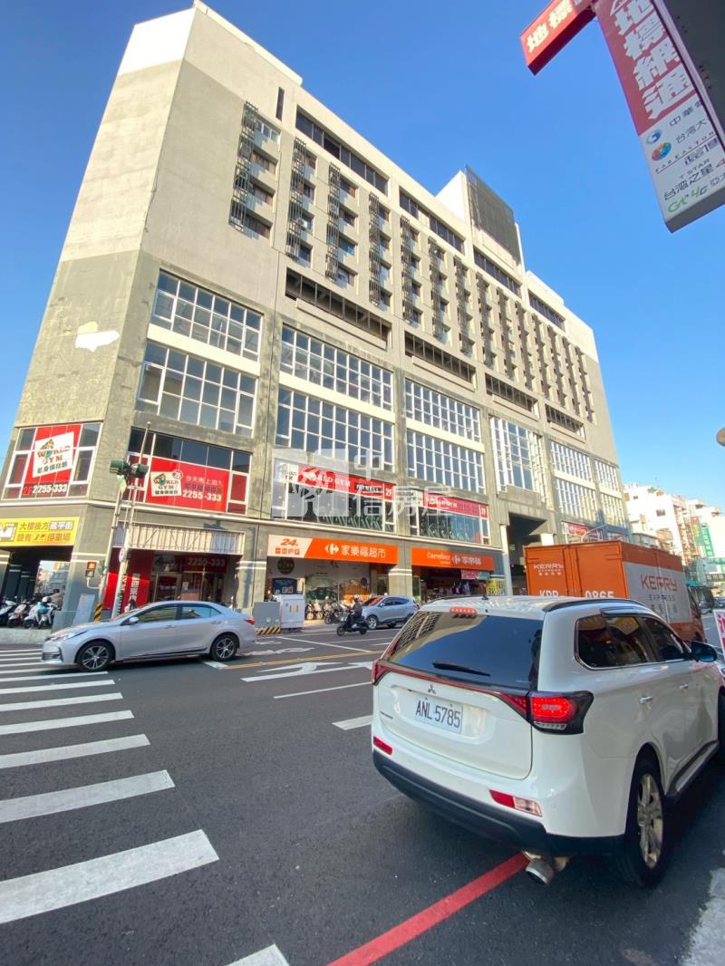 嘉義市金財神美套房房屋室內格局與周邊環境